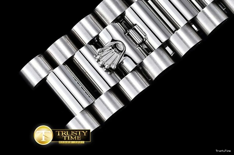 1215 Fashionable RDD0202C – DayDate 40mm 667